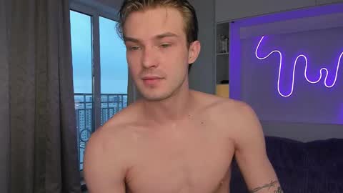 Snapshot of dante_ray chatting on November 2025 01:11:01 PM Dante and Ray online show from November 2025 01:11:01 PM