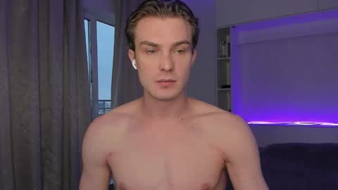 Snapshot of dante_ray chatting on November 2025 12:30:01 PM Dante and Ray online show from November 2025 12:30:01 PM