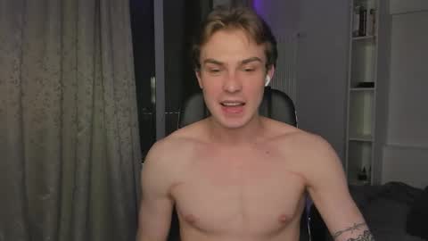 Snapshot of dante_ray chatting on December 2025 03:13:02 AM Dante and Ray online show from December 2025 03:13:02 AM