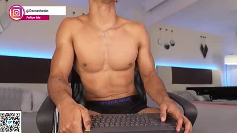 Snapshot of danteestone chatting on February 2026 08:18:01 PM Dante online show from February 2026 08:18:01 PM