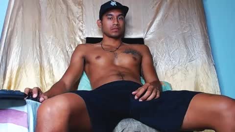 Snapshot of dantesantoro chatting on January 2025 12:28:02 PM Dante Santoro online show from January 2025 12:28:02 PM