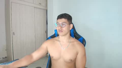 Dantraxx online show from February 2025 06:32:02 PM