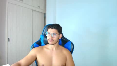 Dantraxx online show from September 2025 06:53:01 PM