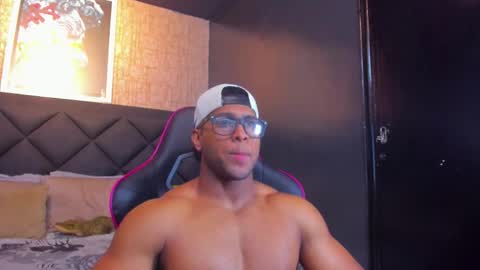 Snapshot of dany_dryy chatting on November 2025 06:10:01 PM Dany online show from November 2025 06:10:01 PM