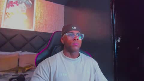 Snapshot of dany_dryy chatting on December 2025 12:15:02 AM Dany online show from December 2025 12:15:02 AM