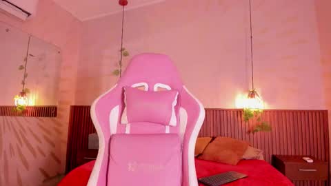 Daphne online show from March 2026 05:08:02 AM