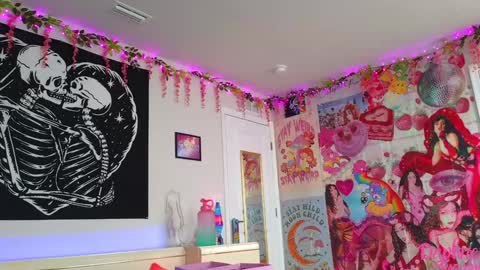 Daphne Madison online show from March 2025 02:29:01 PM