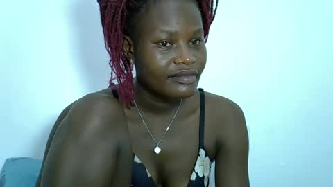 ESTHER online show from March 2025 04:13:01 AM