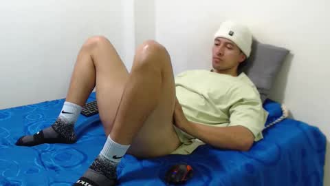 Snapshot of darekgates chatting on February 2025 06:12:01 PM Darekgates online show from February 2025 06:12:01 PM