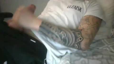 Snapshot of darel444 chatting on January 2025 01:06:01 AM Big Dick online show from January 2025 01:06:01 AM