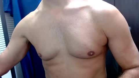 Snapshot of daringdee75 chatting on December 2025 11:47:01 AM DaringDee75 online show from December 2025 11:47:01 AM