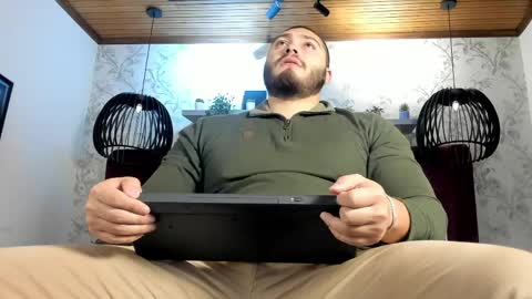 Darius online show from May 2026 11:17:01 AM
