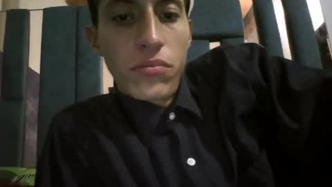 darjhon_m320 online show from December 2025 02:18:01 AM