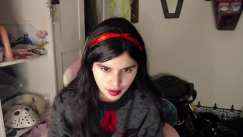 Moony online show from December 2024 05:48:01 AM