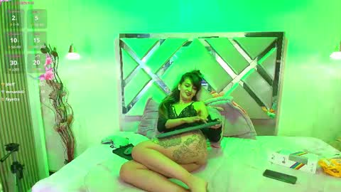 Snapshot of dark_dominika chatting on February 2026 01:21:02 AM dark_dominika online show from February 2026 01:21:02 AM