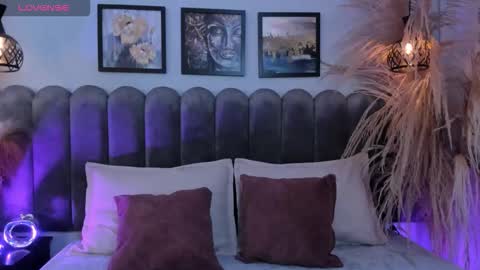 Nina online show from October 2025 03:29:02 AM