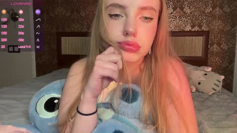 Snapshot of dark_side1213 chatting on December 2024 08:25:01 PM Darkside online show from December 2024 08:25:01 PM