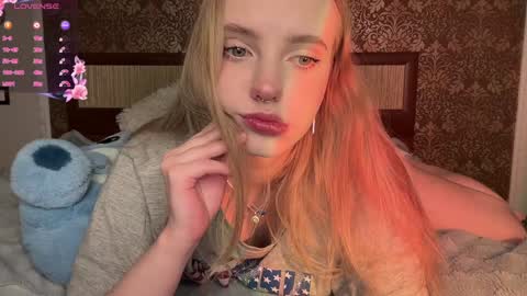 Snapshot of dark_side1213 chatting on January 2025 08:13:01 PM Darkside online show from January 2025 08:13:01 PM