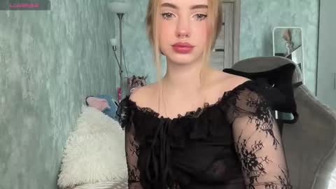 Snapshot of dark_side1213 chatting on September 2025 07:10:02 AM Darkside online show from September 2025 07:10:02 AM