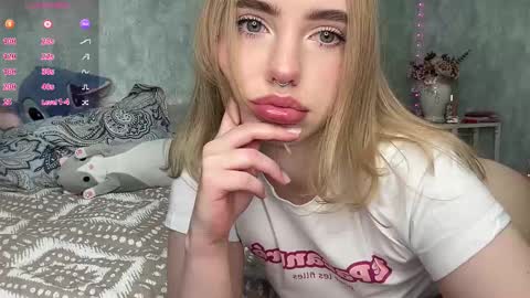 Snapshot of dark_side1213 chatting on October 2025 05:40:01 AM Darkside online show from October 2025 05:40:01 AM