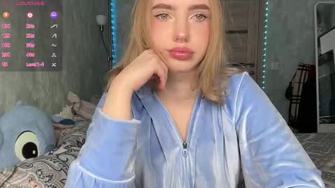 Snapshot of dark_side1213 chatting on October 2025 07:08:02 AM Darkside online show from October 2025 07:08:02 AM