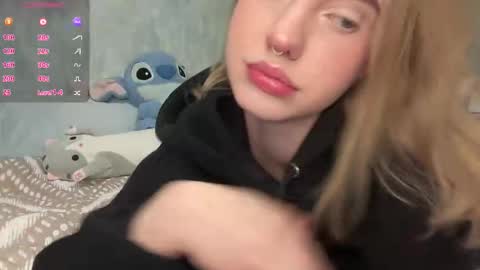 Snapshot of dark_side1213 chatting on October 2025 11:03:01 AM Darkside online show from October 2025 11:03:01 AM