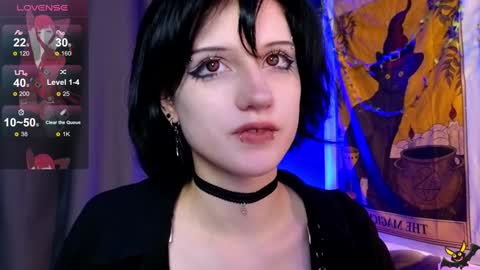 Snapshot of dark_vamp_ chatting on December 2024 09:22:01 PM Vamp online show from December 2024 09:22:01 PM