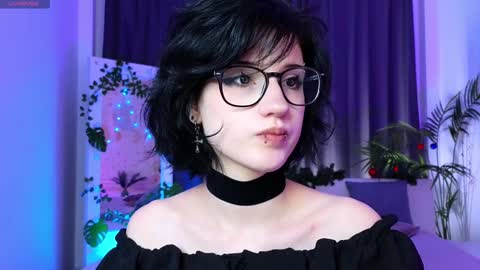 Snapshot of dark_vamp_ chatting on December 2024 09:25:02 PM Vamp online show from December 2024 09:25:02 PM