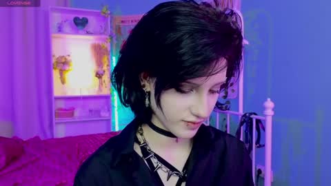 Snapshot of dark_vamp_ chatting on January 2025 11:58:02 AM Vamp online show from January 2025 11:58:02 AM