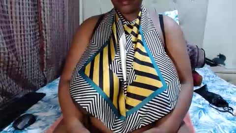 DarkBusty online show from October 2025 08:38:02 PM