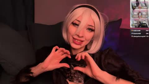 Yuu online show from October 2025 07:45:01 PM