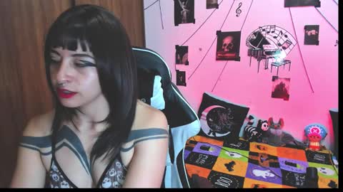 Snapshot of darkkittenuwu chatting on November 2025 08:52:02 PM Hi Im Yuri independent modelhelp me get my 111 hands upuwu online show from November 2025 08:52:02 PM