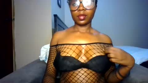 darkmilan online show from July 2026 04:13:01 PM