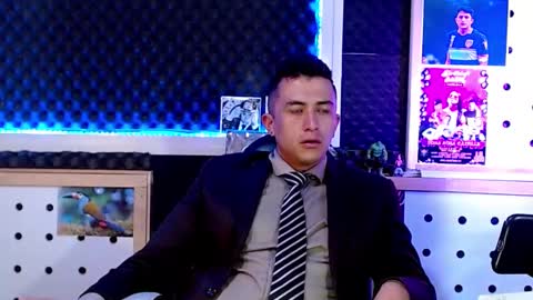 DARKO0717 online show from February 2025 06:09:01 PM