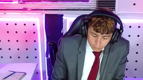 DARKO0717 online show from September 2025 11:46:02 AM