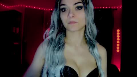 Snapshot of darkskullmistress chatting on May 2026 03:00:02 AM roseredgoddess online show from May 2026 03:00:02 AM
