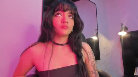 Snapshot of darky_doll chatting on October 2025 04:45:01 AM Darky Doll online show from October 2025 04:45:01 AM