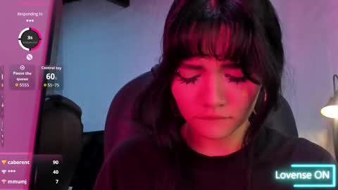 Snapshot of darky_doll chatting on October 2025 04:24:01 AM Darky Doll online show from October 2025 04:24:01 AM