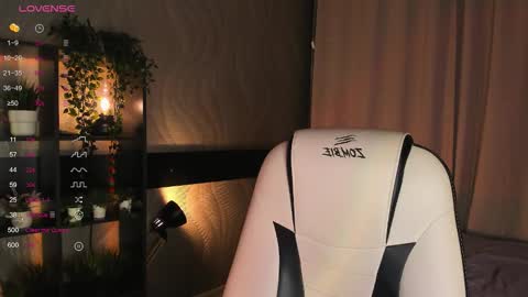 Belle online show from November 2025 04:22:01 AM