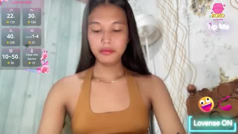 Snapshot of darling_sweetheartxx chatting on May 2026 08:10:01 AM YOUR ATHENA online show from May 2026 08:10:01 AM