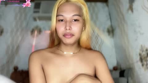 Snapshot of darling_sweetheartxx chatting on June 2026 03:24:02 AM YOUR ATHENA online show from June 2026 03:24:02 AM