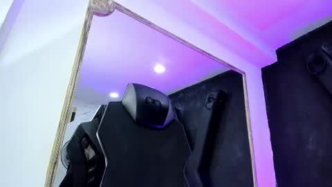 Darling online show from October 2025 12:14:02 PM