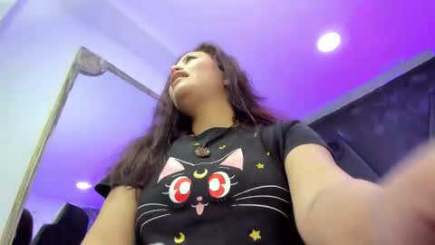 Snapshot of darlingbdsm_ chatting on December 2025 04:14:01 PM Darling online show from December 2025 04:14:01 PM