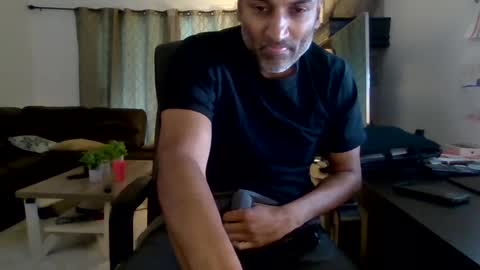 darryl43321 online show from October 2025 08:15:01 PM