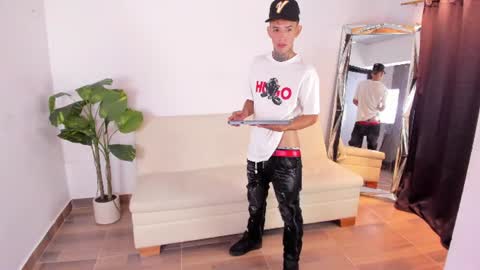 darwin_stark online show from July 2026 06:10:01 AM