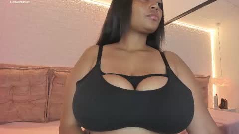 Snapshot of daryam_ chatting on August 2026 04:53:01 PM Daryam online show from August 2026 04:53:01 PM