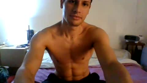 Snapshot of daryof chatting on August 2026 09:28:01 PM Daryo Franco online show from August 2026 09:28:01 PM