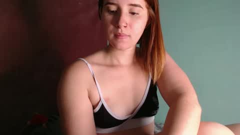 Snapshot of dasne19 chatting on February 2025 10:20:02 PM Dafne online show from February 2025 10:20:02 PM