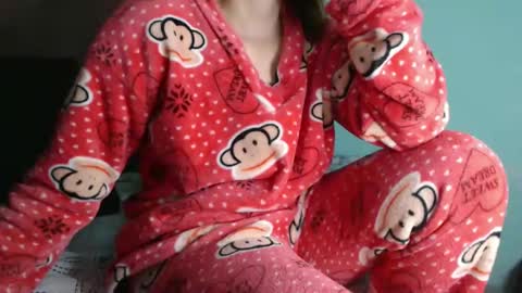 Snapshot of dasne19 chatting on February 2025 03:34:02 AM Dafne online show from February 2025 03:34:02 AM