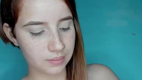 Snapshot of dasne19 chatting on March 2025 10:43:01 PM Dafne online show from March 2025 10:43:01 PM